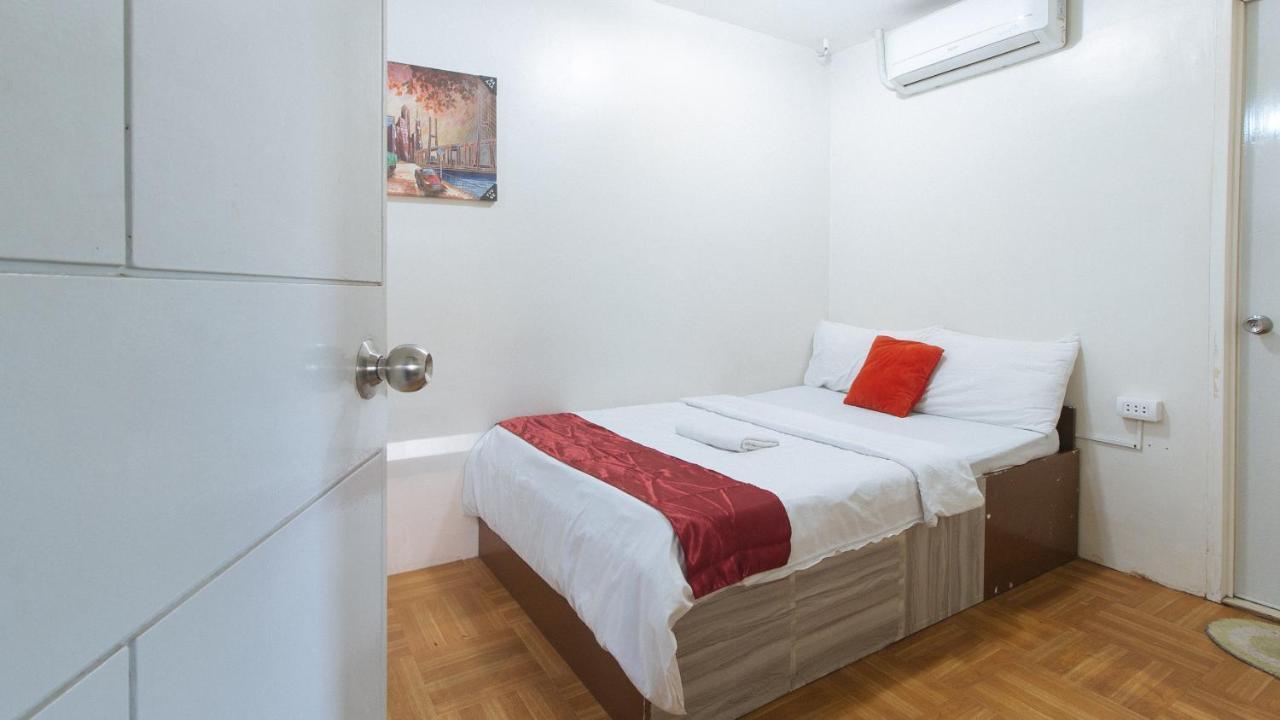 Nearest Hostel Pasay City By Reddoorz Exterior photo