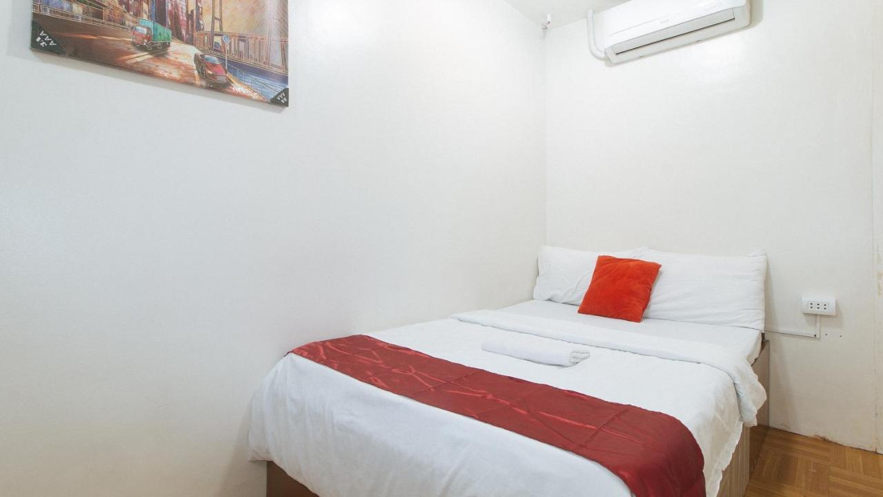 Nearest Hostel Pasay City By Reddoorz Exterior photo